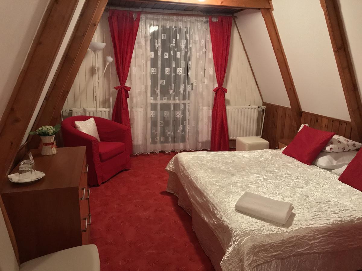 Pension Koliba Krnov Oda fotoğraf